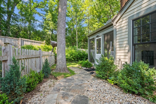 95 Warrington Dr, Lake Bluff, IL 60044 - view of yard featuring a patio area
