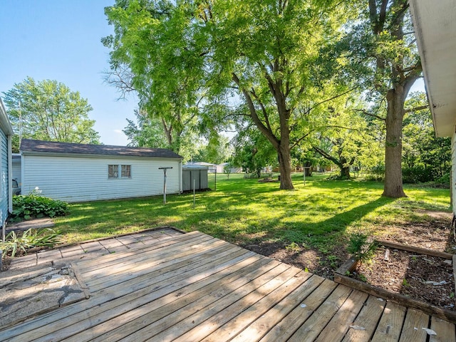 218 Chestnut St, Earlville, IL 60518 - deck with a yard and an outdoor structure