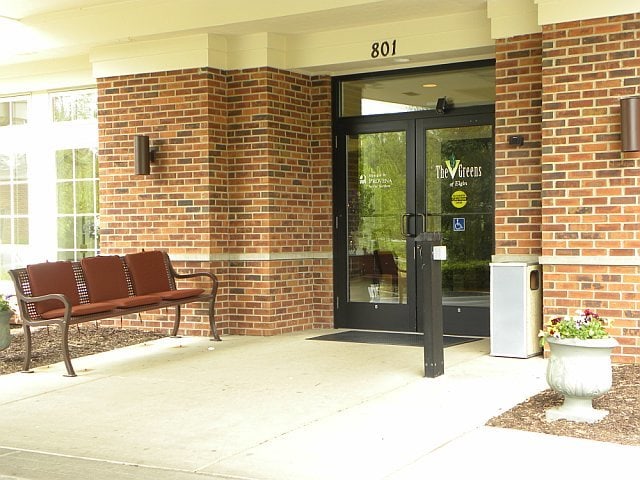801 N Mclean Blvd Unit 342, Elgin, IL 60123 - photo 2
