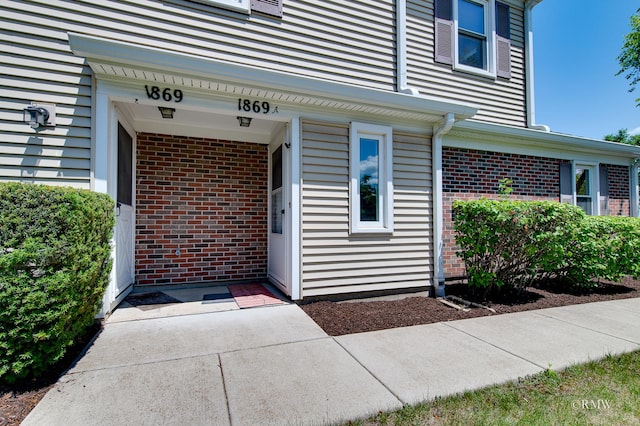 1869 Pebble Beach Cir Unit A, Elk Grove Village, IL 60007 - entrance to property with brick siding