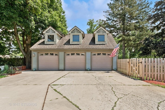 147 S Prospect St, Wheaton, IL 60187 - view of detached garage