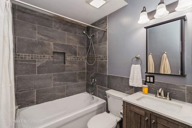 5416 W Windsor Ave Unit 1N, Chicago, IL 60630 - bathroom featuring shower / bath combo and vanity