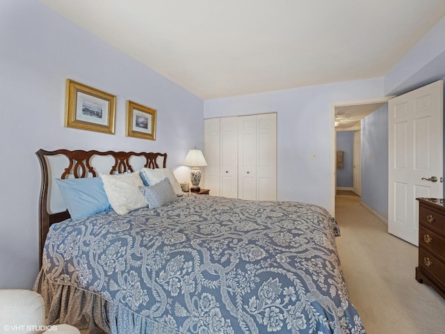 1671 Mission Hills Rd Unit 308, Northbrook, IL 60062 - bedroom featuring light carpet and a closet