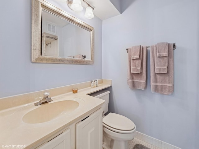 1671 Mission Hills Rd Unit 308, Northbrook, IL 60062 - bathroom featuring vanity and tile patterned flooring