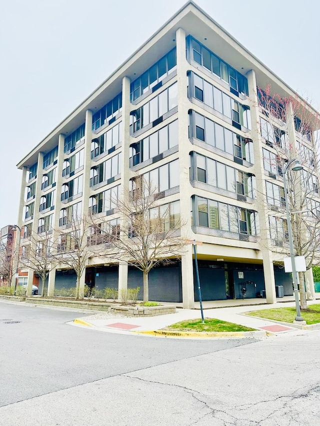 345 E Eastgate Pl Unit 602, Chicago, IL 60616 - view of apartment building / complex