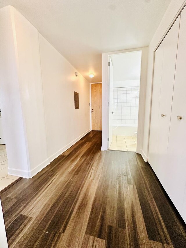 345 E Eastgate Pl Unit 602, Chicago, IL 60616 - empty room featuring wood finished floors and electric panel