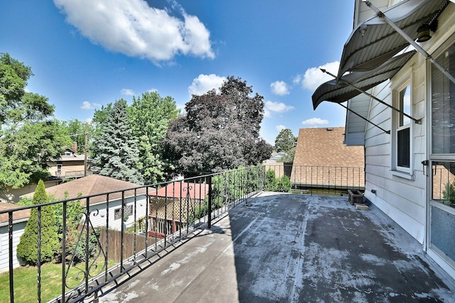 3218 Scoville Ave, Berwyn, IL 60402 - view of patio / terrace