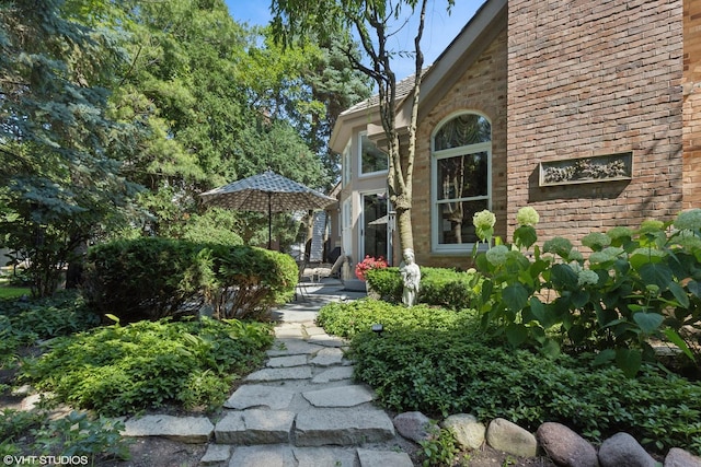 1806 Princeton Ct, Lake Forest, IL 60045 - view of yard featuring a patio area