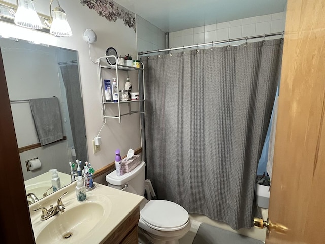 224 S Prairie Ave, Bradley, IL 60915 - bathroom with vanity and shower / bath combo with shower curtain