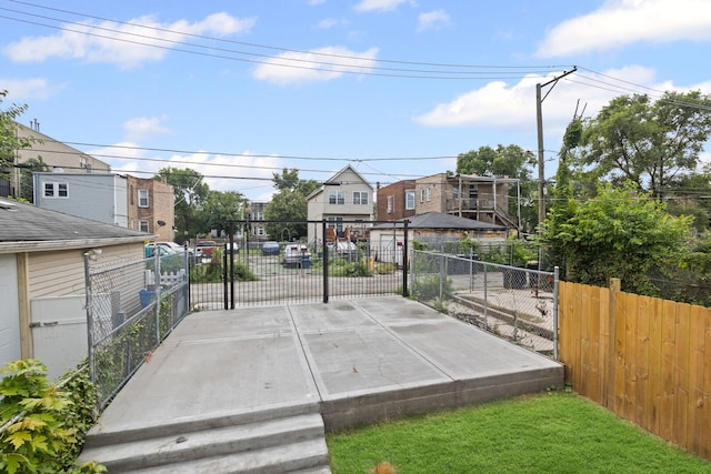 4025 W Adams St, Chicago, IL 60624 - view of basketball court featuring a gate and a residential view