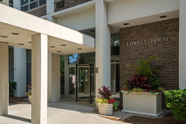 88 W Schiller St Unit 904, Chicago, IL 60610 - photo 32
