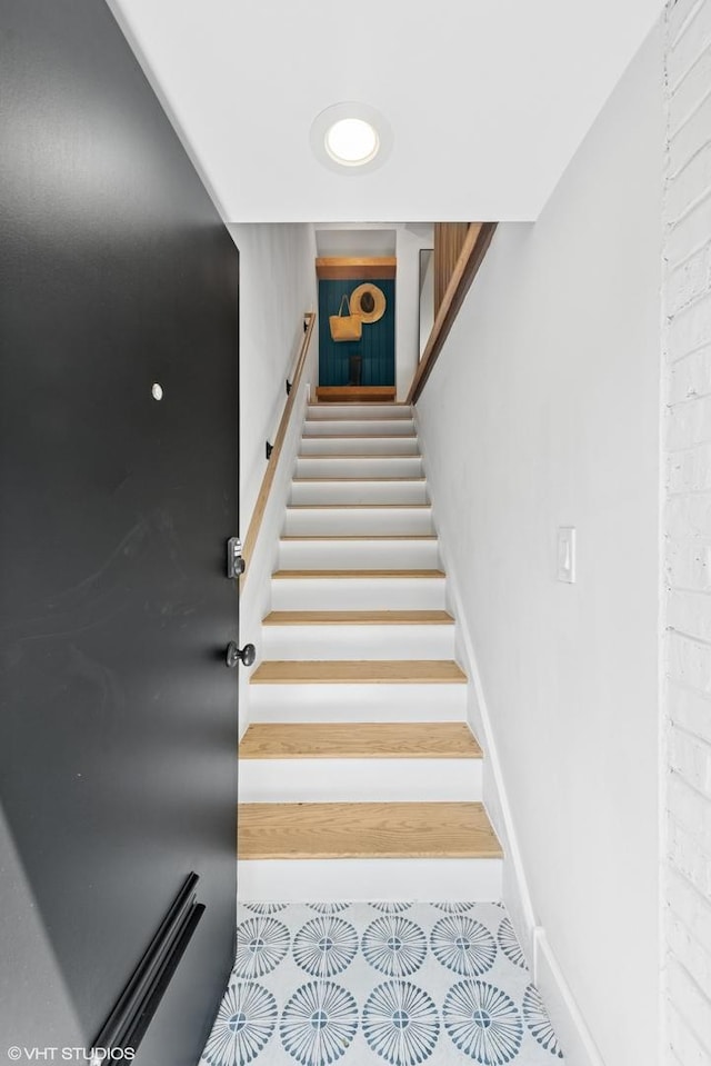 636 W Buckingham Pl Unit C, Chicago, IL 60657 - staircase featuring tile patterned floors