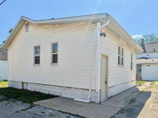 358 S Washington Ave, Kankakee, IL 60901 - photo 2