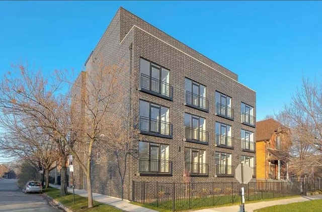 35 S Hoyne Ave Unit 4A, Chicago, IL 60612 - photo 1