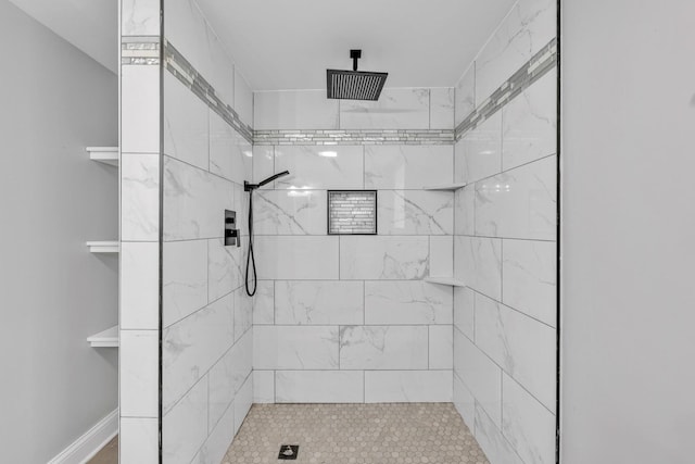 2107 E Ave, Berwyn, IL 60402 - full bath featuring tiled shower