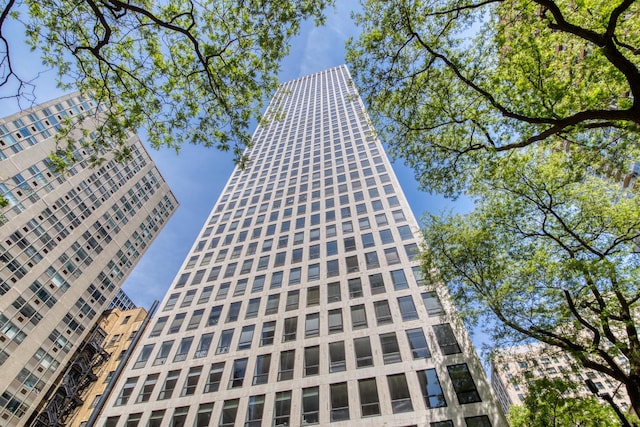 260 E Chestnut St Unit 2701, Chicago, IL 60611 - photo 1