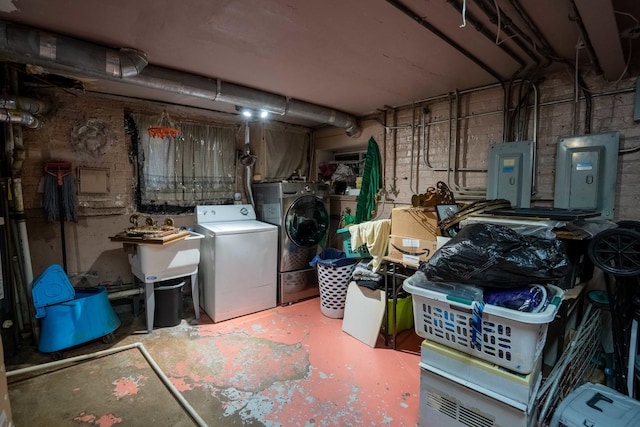 4830 W Oakdale Ave, Chicago, IL 60641 - unfinished basement with washing machine and clothes dryer and electric panel
