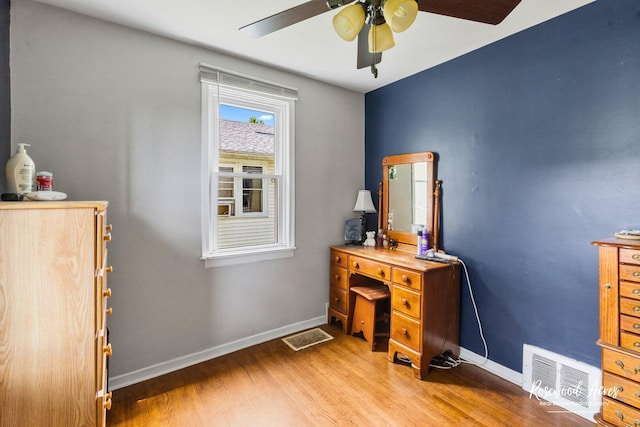 382 N 8th Ave, Kankakee, IL 60901 - office space featuring a ceiling fan and wood finished floors