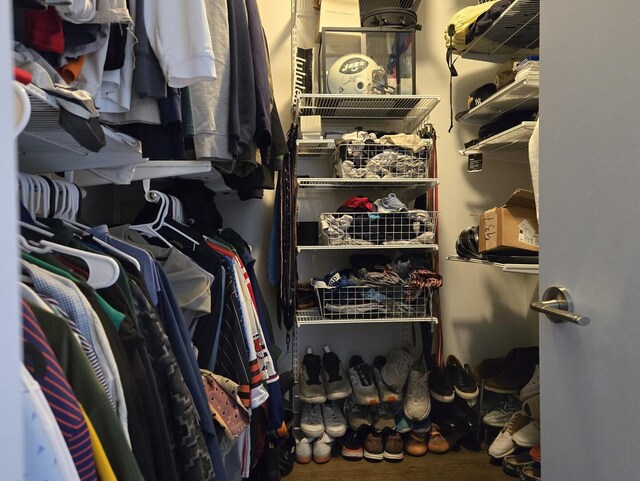 2744 N Lincoln Ave Unit 2, Chicago, IL 60614 - view of walk in closet