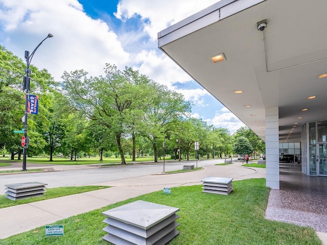 1555 N Dearborn Pkwy Unit 15B, Chicago, IL 60610 - photo 2