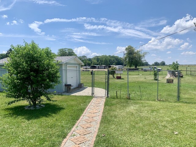 3122 Arlington Dr, Princeton, IL 61356 - view of yard with a gate