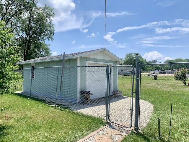 3122 Arlington Dr, Princeton, IL 61356 - view of outbuilding with a gate