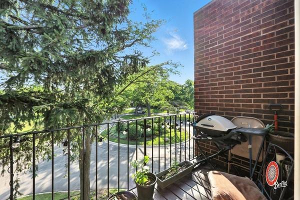 1425 Sandpebble Dr Unit 340, Wheeling, IL 60090 - balcony featuring area for grilling