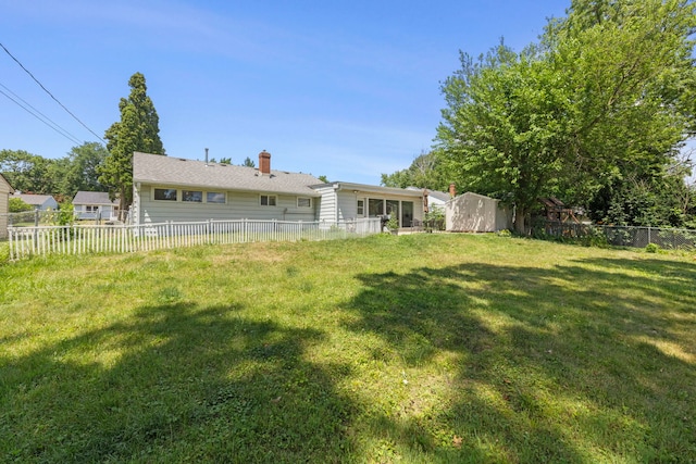 123 Tilton Park Dr, Dekalb, IL 60115 - view of fenced backyard