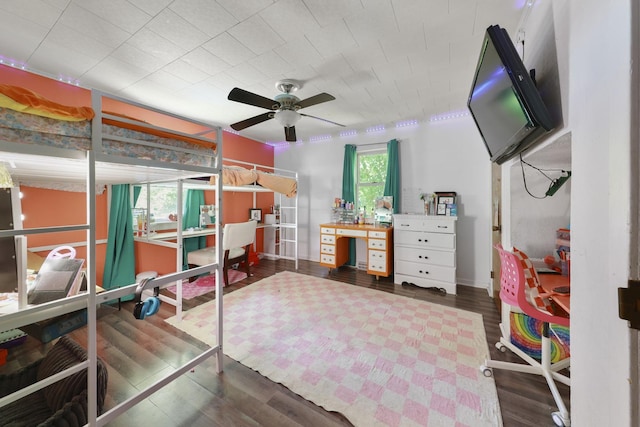 162 Grant St, Seneca, IL 61360 - bedroom with wood finished floors