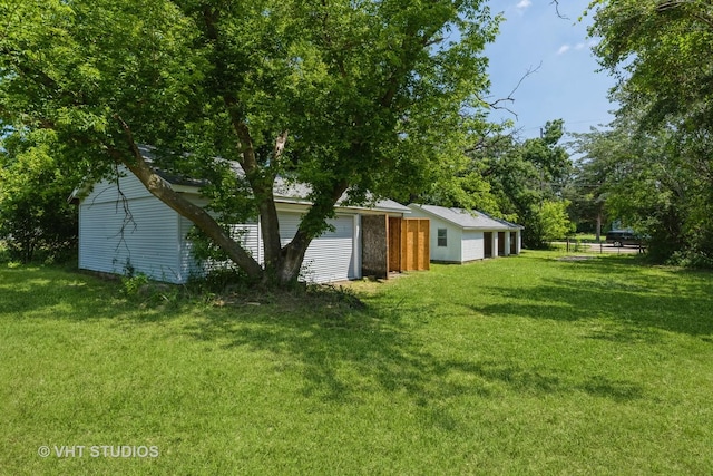 36432 N Fairfield Rd, Ingleside, IL 60041 - photo 2