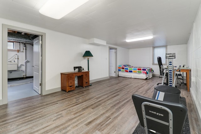 1001 Sheridan Rd, Normal, IL 61761 - workout room featuring wood finished floors and baseboards