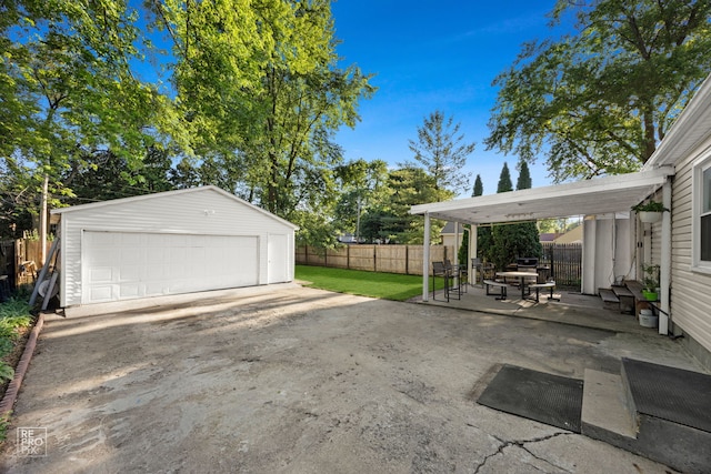 834 Spruce St, Aurora, IL 60506 - view of detached garage