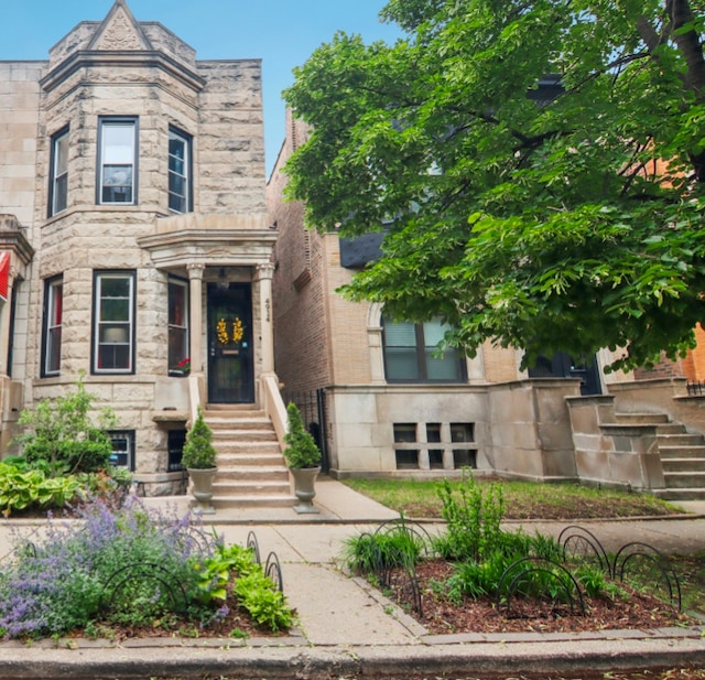 4914 S Washington Park Ct, Chicago, IL 60615 - photo 1