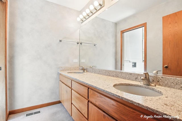 5904 Whiting Dr, Mchenry, IL 60050 - photo 16