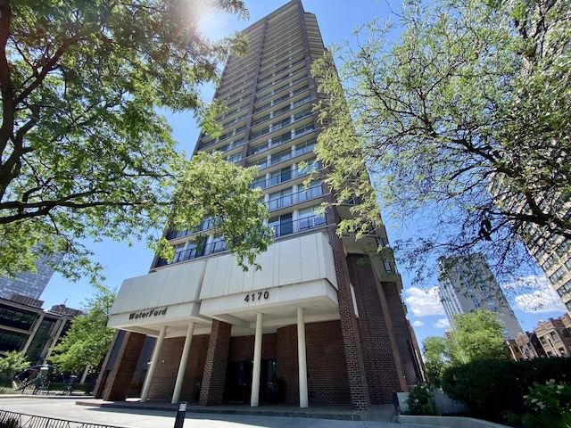 4170 N Marine Dr Unit 24K, Chicago, IL 60613 - photo 1