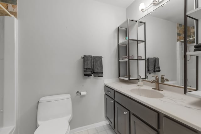 231 E Fullerton Ave, Glendale Heights, IL 60139 - full bath with vanity and a shower