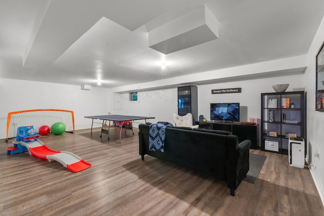 231 E Fullerton Ave, Glendale Heights, IL 60139 - playroom featuring wood finished floors and baseboards
