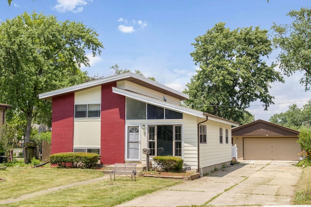 720 W Terrace St, Villa Park, IL 60181 - mid-century home featuring an outdoor structure, a front lawn, and a garage