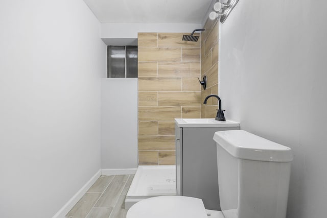 720 W Terrace St, Villa Park, IL 60181 - full bath featuring a tile shower and wood tiled floors
