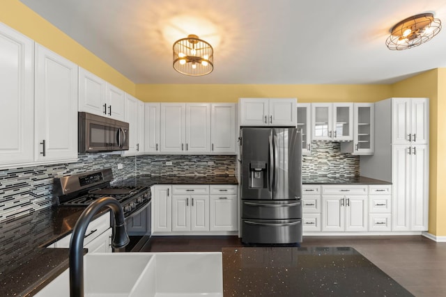 235 Garden Dr, Elgin, IL 60124 - photo 6