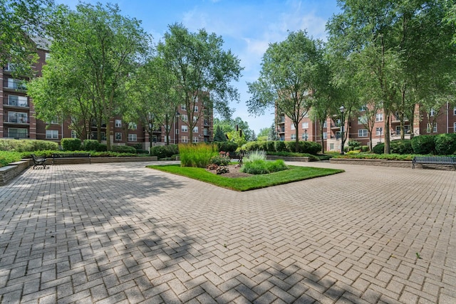 470 W Mahogany Ct Unit 408, Palatine, IL 60067