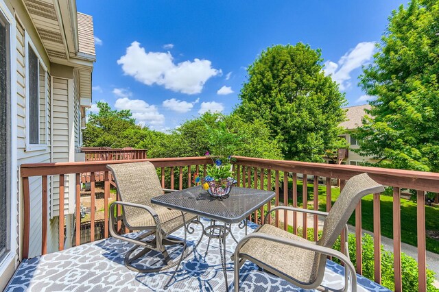 3105 Saganashkee Ln, Naperville, IL 60564 - photo 26