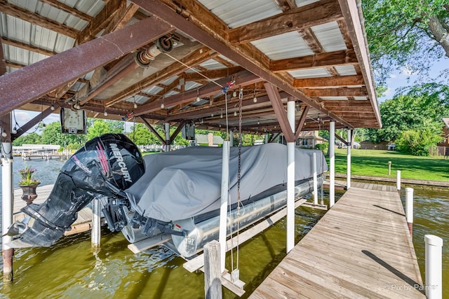1913 N Woodlawn Park Ave, Mchenry, IL 60051 - dock area with boat lift