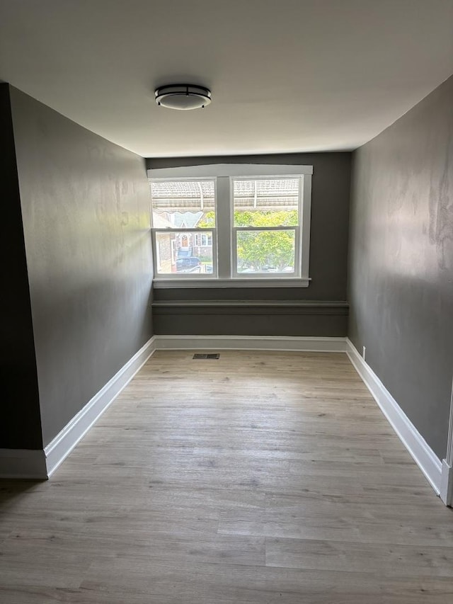 6638 S Albany Ave, Chicago, IL 60629 - empty room with wood finished floors