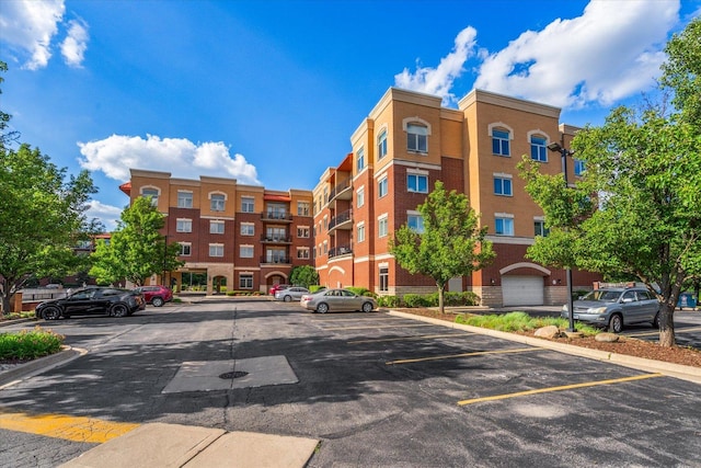1200 N Foxdale Dr Unit 310, Addison, IL 60101 - photo 1