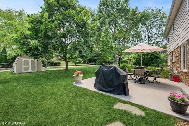 1355 W Kenilworth Ave, Palatine, IL 60067 - view of grassy yard with a shed, a patio, and outdoor dining area