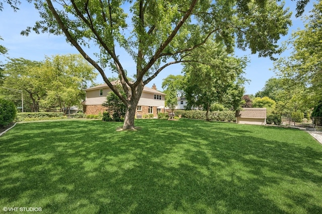1355 W Kenilworth Ave, Palatine, IL 60067 - view of green lawn