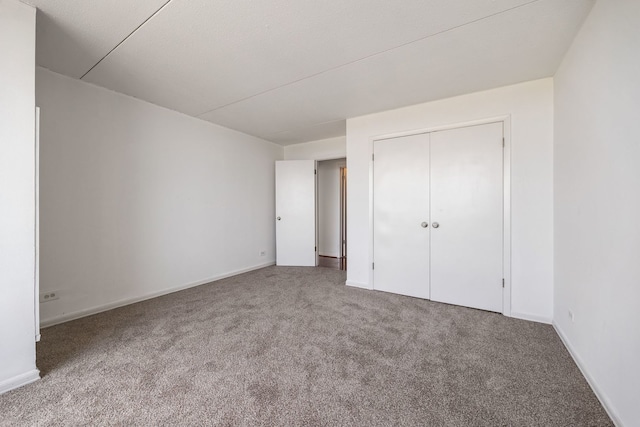 2005 S Finley Rd Unit 1204, Lombard, IL 60148 - unfurnished bedroom featuring carpet flooring and a closet