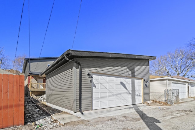7711 S Ridgeland Ave, Chicago, IL 60649 - view of detached garage