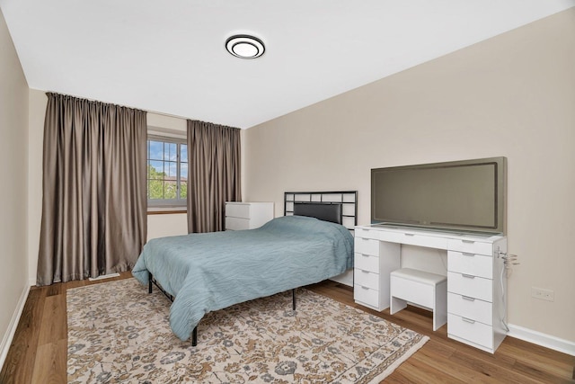 16636 Winding Creek Rd, Plainfield, IL 60586 - bedroom featuring wood finished floors and baseboards